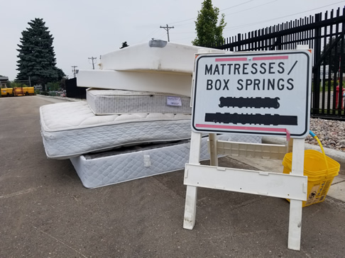Mattress drop-off area at Badger Rd in 2018